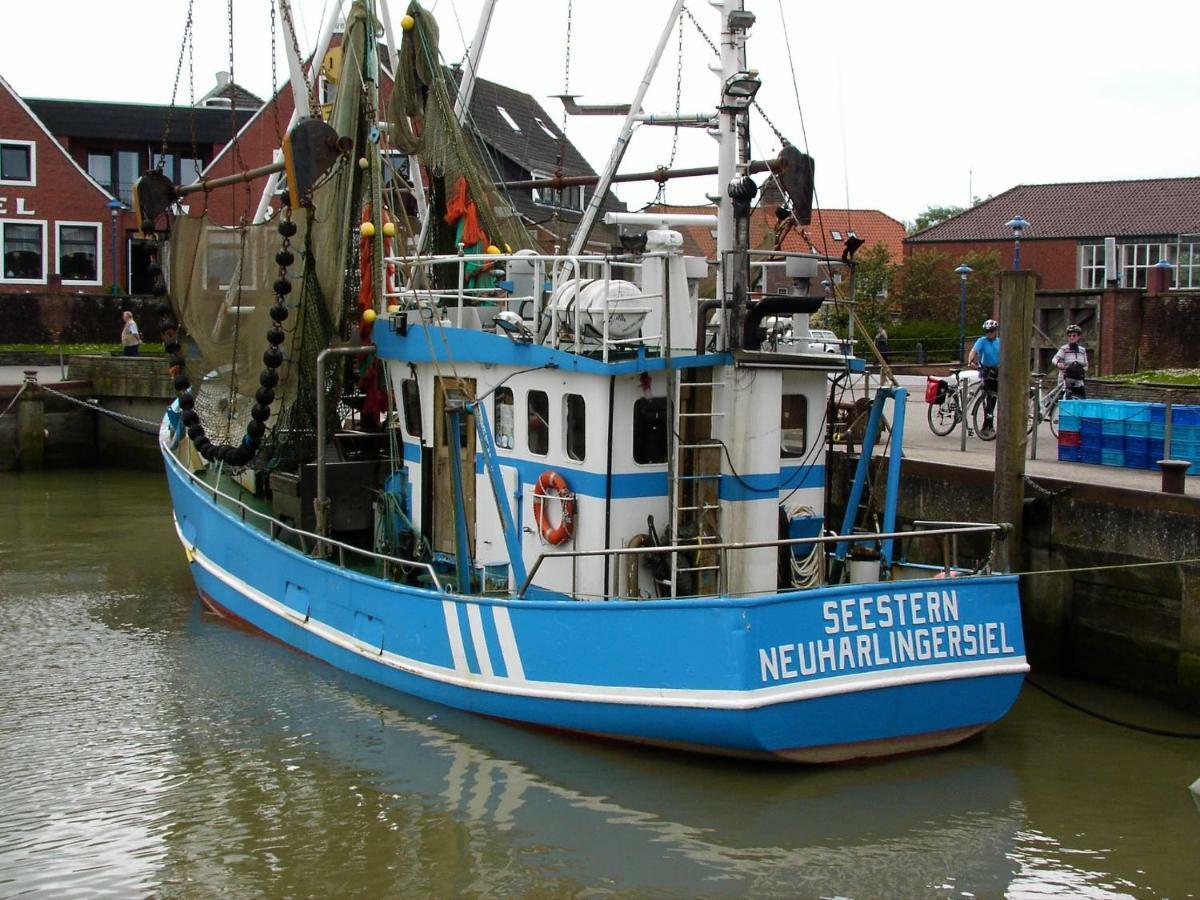 Meine-Nordsee-Fewo Esens Esterno foto